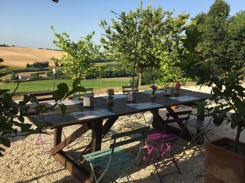 B&B Ceresa - Country House Лорето Екстериор снимка