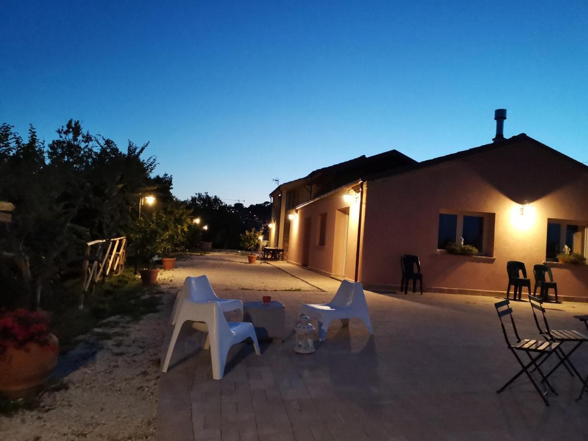 B&B Ceresa - Country House Лорето Екстериор снимка